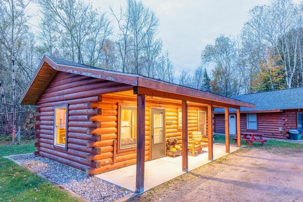 Hotel Spur Of The Moment Ranch Mountain Exterior foto